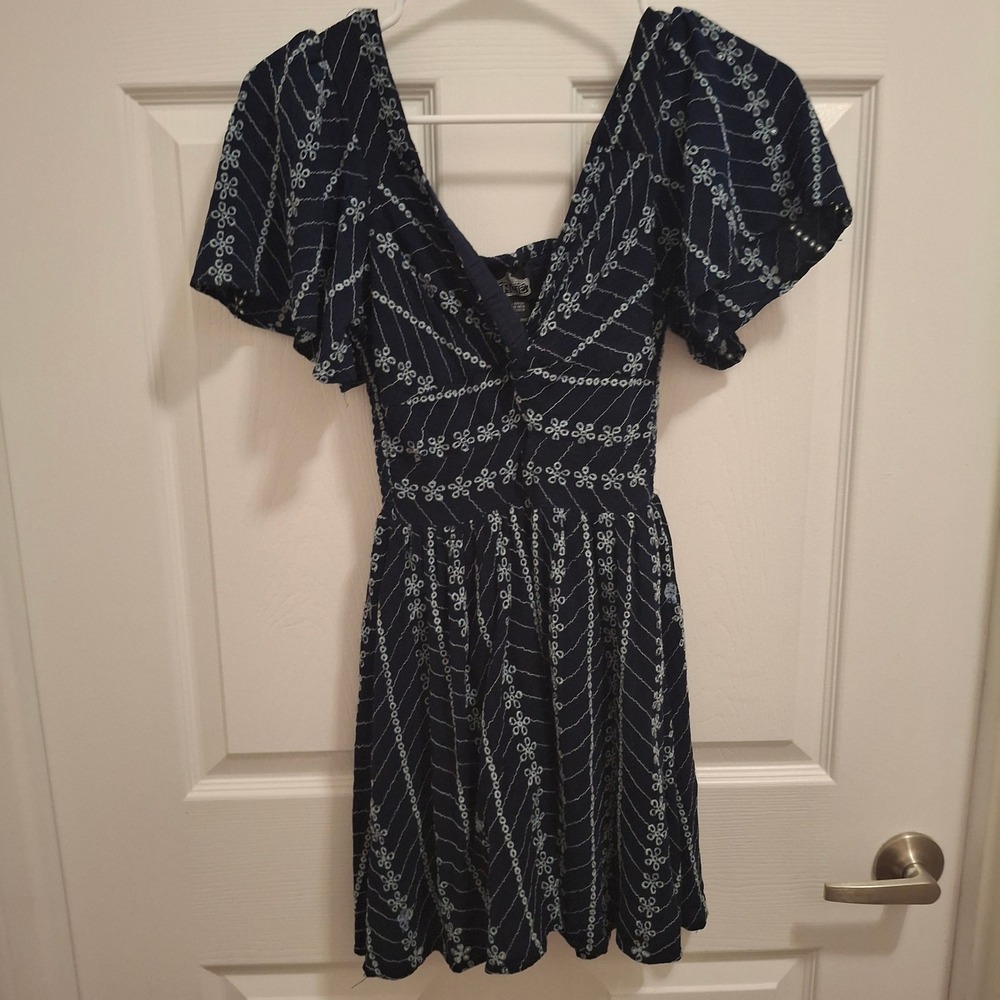 Angie Girls Navy Blue Embroidered Flutter Sleeve Mini Dress Size Small
